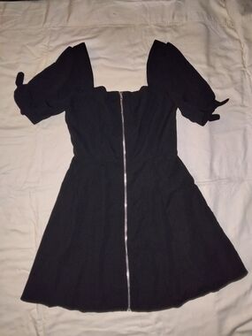 Aqua Black Mini Dress with Puff Sleeves and Front Zip